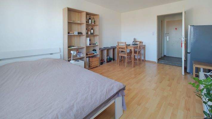 In den Raum passt einfach alles