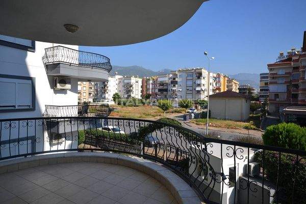 Apartment in Begonvil Complex with Pool in Alanya Oba
