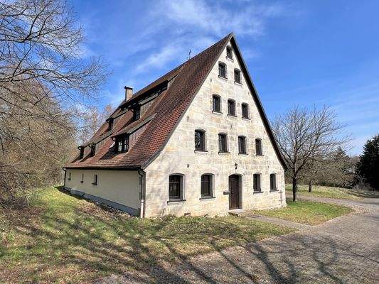 Freundlich. Fränkisch. Frei.