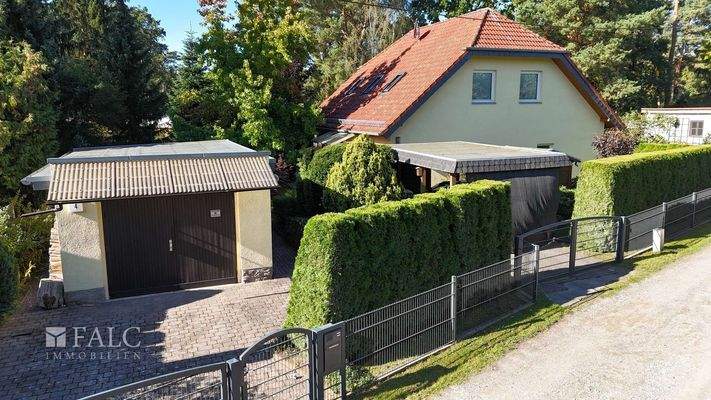 Hausansicht Straßenseite