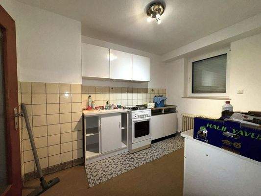 Basement: Laundry room