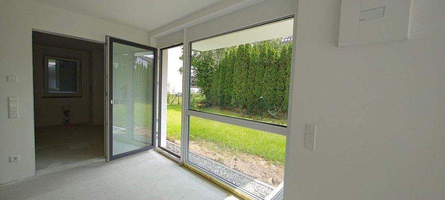 Wohnzimmer vor Küche