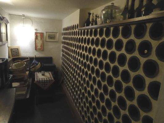 Der urige Weinkeller