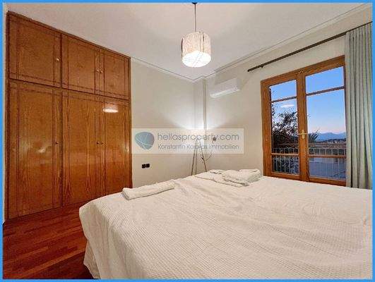 37145e6799a34ef19a39d2d6a097a4cd-original