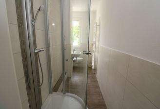 Beispiel Bad mit Dusche