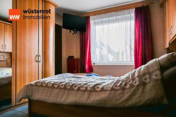 Schlafzimmer Anbau EG