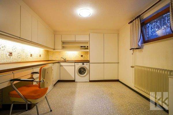 ...Haushalt sowie...