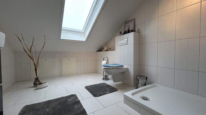 Badezimmer Dachgeschoss