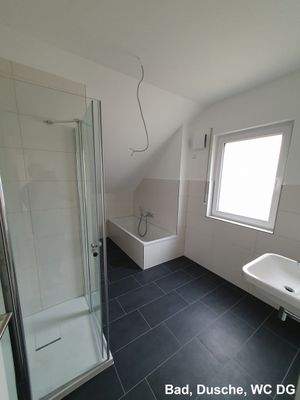 Bad, Dusche, WC DG