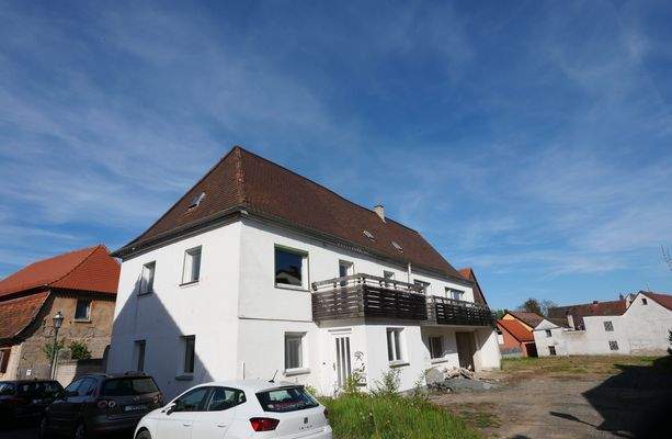 Bestandsgebäude von Straßenseite 