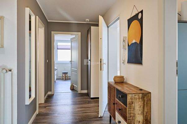 Der Flur zu allen Räumen