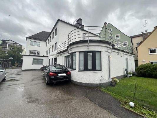 Wohn-/Geschäftshaus Rückans.