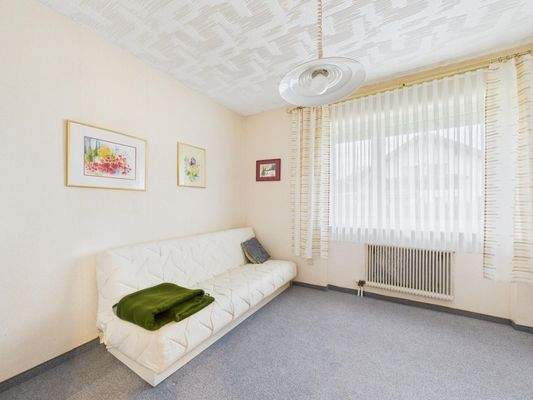 CAM04191G0-PR0063-STILL012