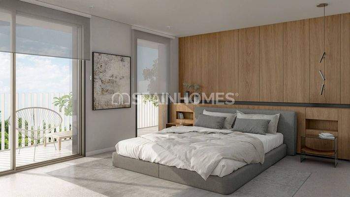 Sea-View Flats in a Complex with Pool in Estepona