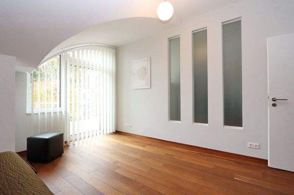 Kinder-/Schlafzimmer (3)