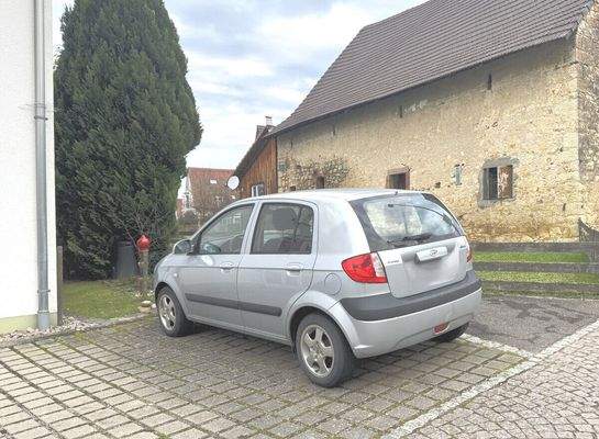 Stellplatz vor dem Haus