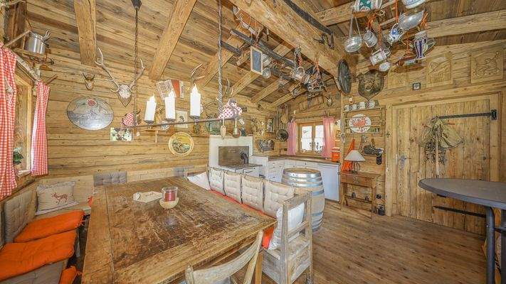 KITZIMMO-Luxusvilla mit Kaiserblick in Alleinlage kaufen - Immobilien Scheffau.