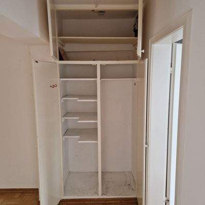 Einbauschrank Diele.jpg