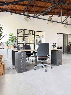 Schreibtischplätze 1