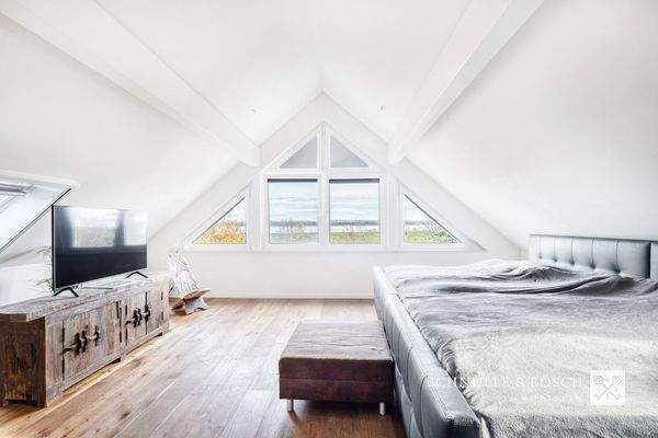 Schlafzimmer mit Elbblick