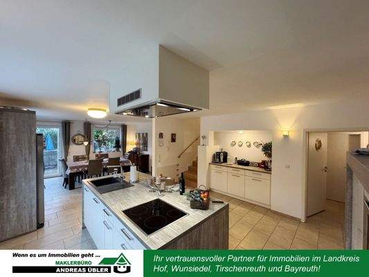 Küche mit Essbereich