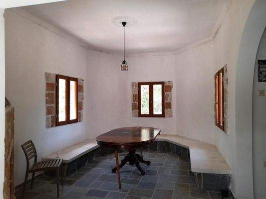 Kreta, Sikia: Drei Häuser auf einem Grundstück mit Meerblick zu verkaufen