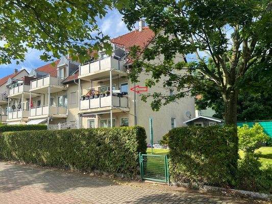 Rückansicht mit Balkon