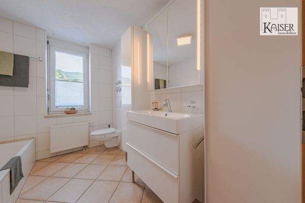 2- 6-Zimmer-Whg. OG+DG (12)