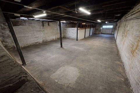 Mödling Halle, Mödling Hallenfläche