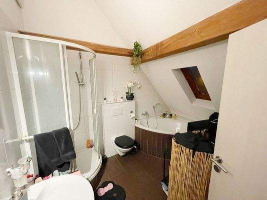 2-Zi. Whg. Dachgeschoss West