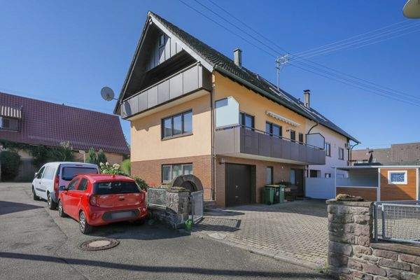 Straßenansicht Rückseite