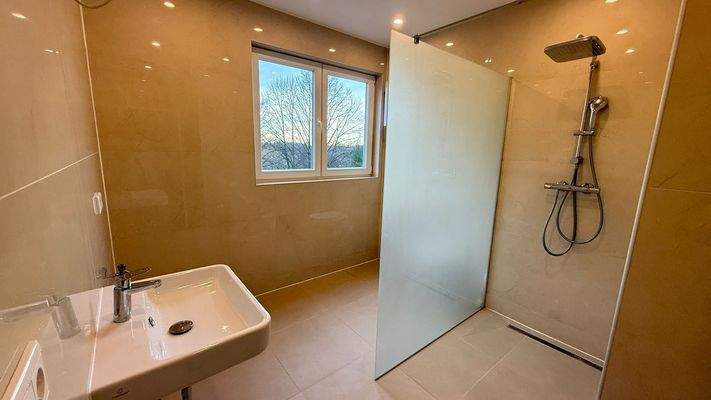 Musterbild - Badezimmer