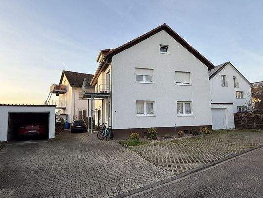 Gebäude Lise-Meitner-Weg