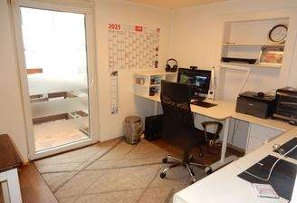 Arbeitszimmer mit Freisitz OG