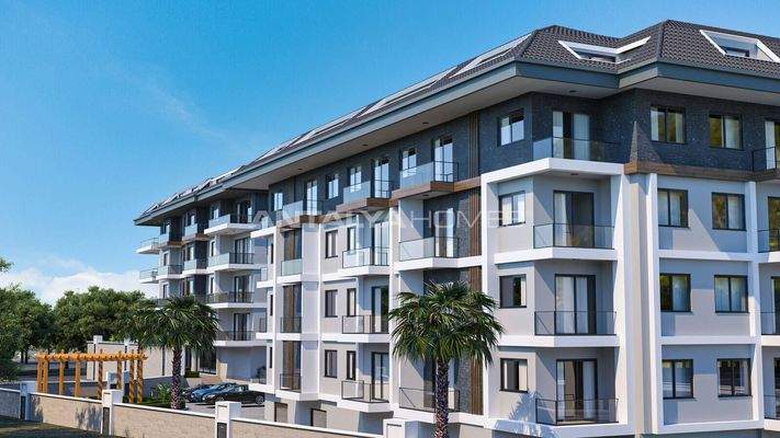 2 and 3-Bedroom Flats with Pool Access in Alanya Oba