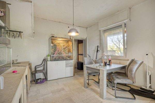 Esszimmerbereich rechte Haushälfte