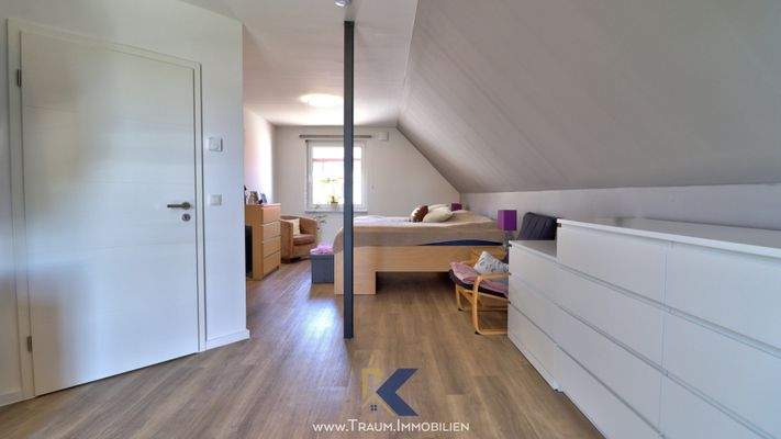 Schlafzimmer 1.OG Haupthaus