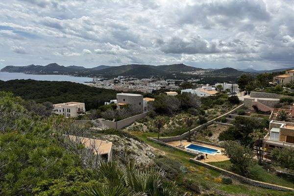 Meerblick Grundstück in Capdepera