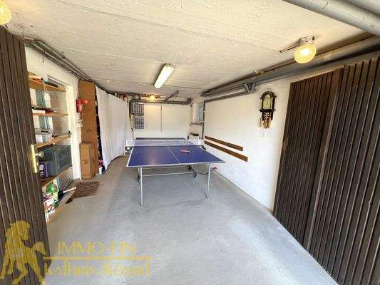 Garage als Hobbyraum umgestaltet