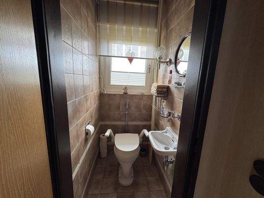 WC Obergeschoss "Altbau"