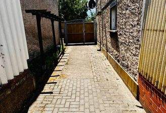 Ansicht Auffahrt 1.JPEG