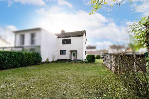 Hausansicht - Gartenrückseitig