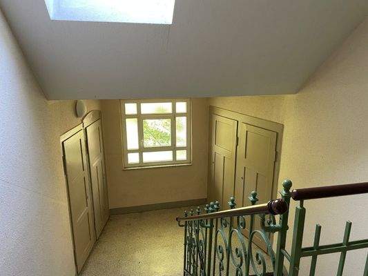 Treppenhaus mit Abstellraum