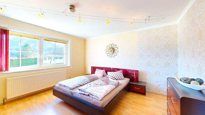 Schlafzimmer (Whg links)