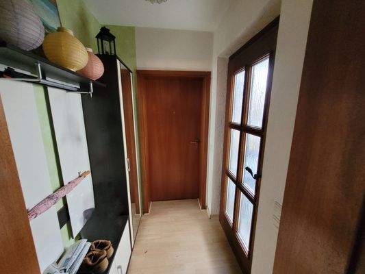 beide Eingangstüren.jpg