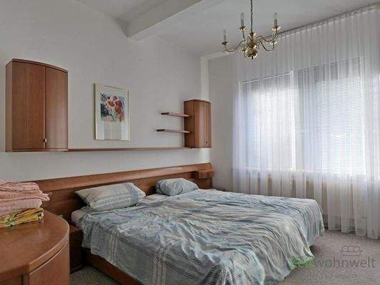 Blick ins Schlafzimmer