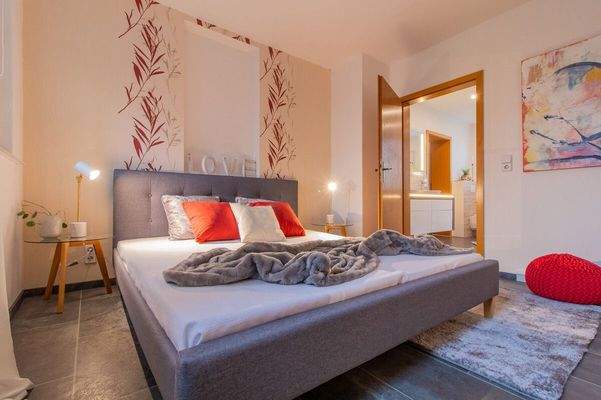Schlafzimmer direkt am Badezimmer