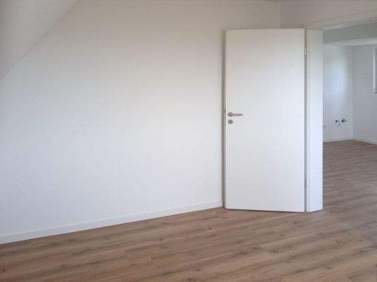 Schlafen/Blick zum Wohnbereich