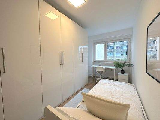 Helles WG-Zimmer Frankfurt