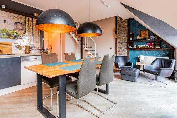 Wohn- und Essbereich